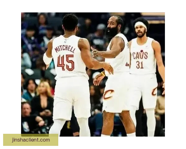 艾伦复出高效砍18分谈防守贡献 哈登适应联盟任何体系无压力